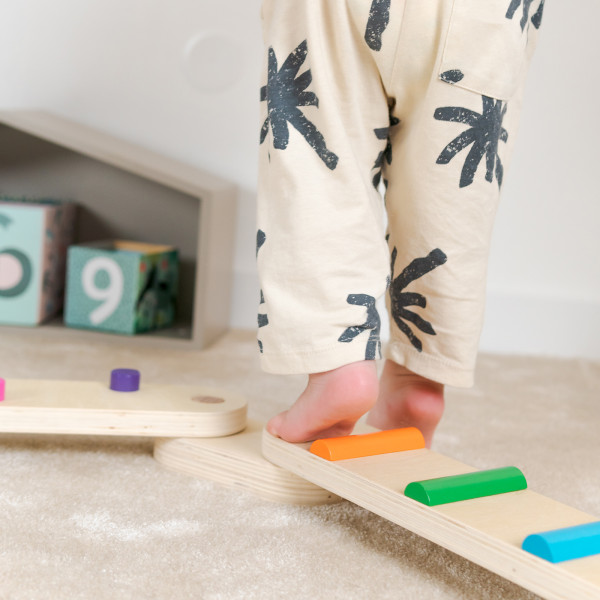 Prečo sú naše drevené balančné kladiny ideálnym výberom pre vaše deti?