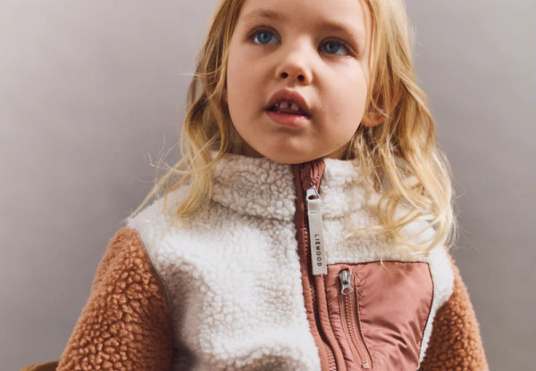 Trendy detská móda 2026: Škandinávsky minimalizmus LIEWOOD