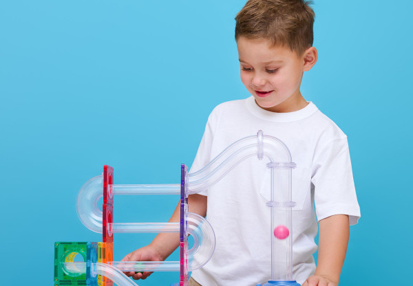 CONNETIX® Ball Run Launcher Pack: Odpaľovač, ktorý rozbehne guľôčkovú dráhu