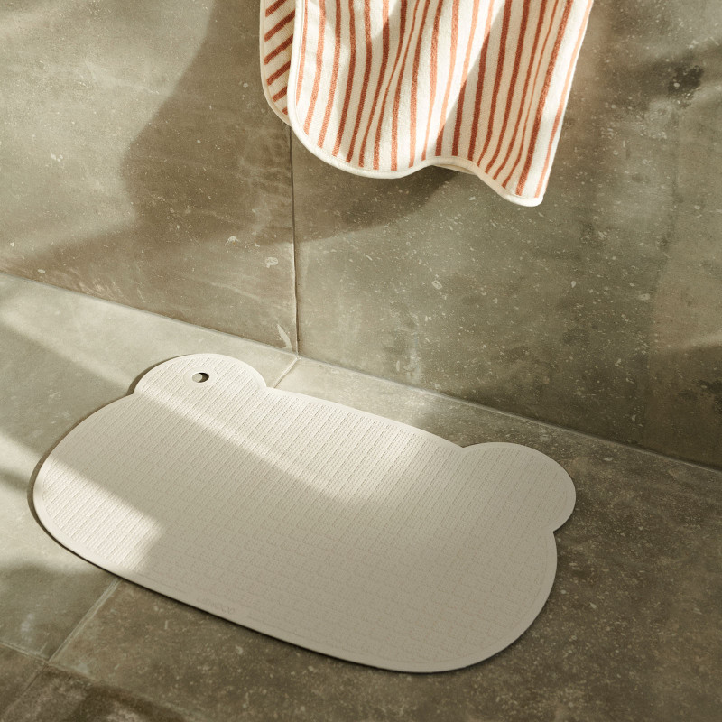 LIEWOOD protišmyková podložka do kúpeľne Sailor Mr Bear Sandy