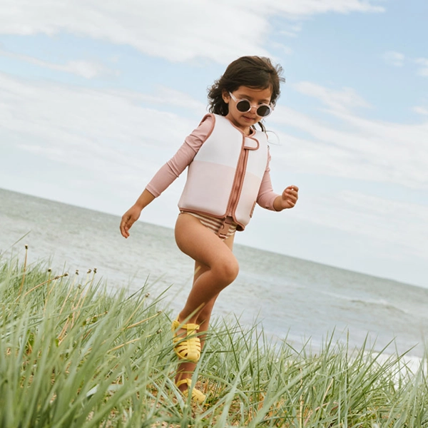 LIEWOOD plávacia vesta s rukávmi Dove Tuscany rose multi mix LIEWOOD plávacia vesta s rukávmi Dove Tuscany rose multi mix