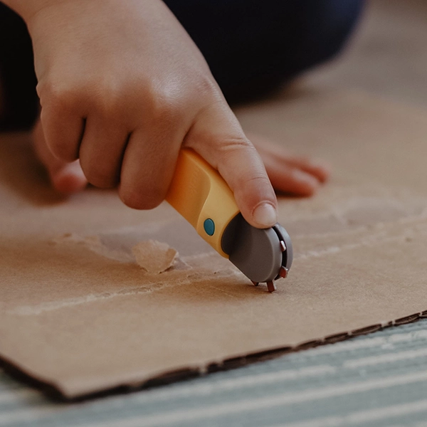 Valček na ohýbanie Makedo Fold-Roller